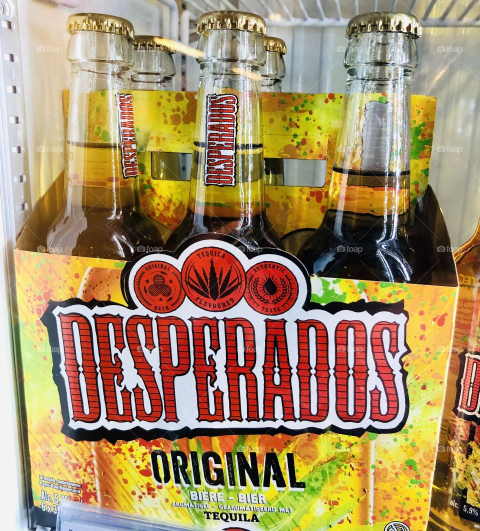 Desperados original taste enyoing fresh bier tequila