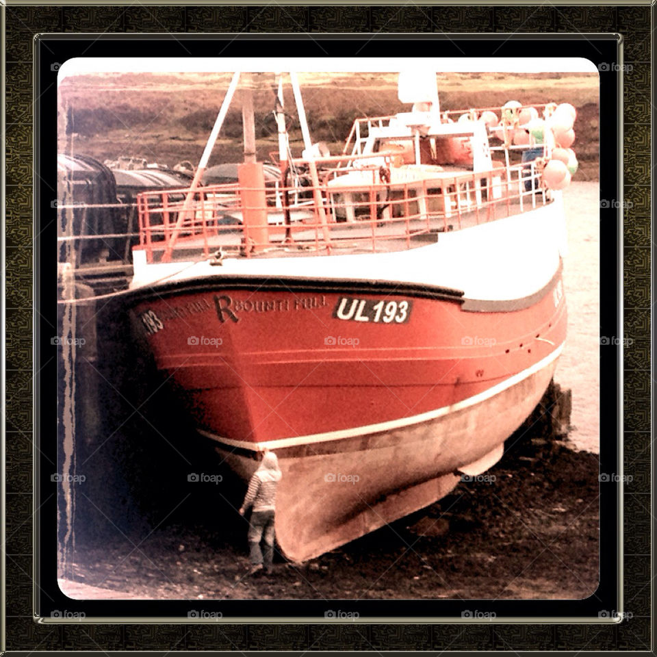 boat shore beached dunvegan by teenmachine
