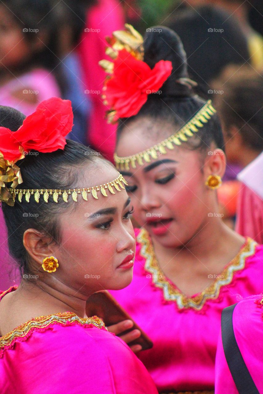 Tari Lombok Indonesia