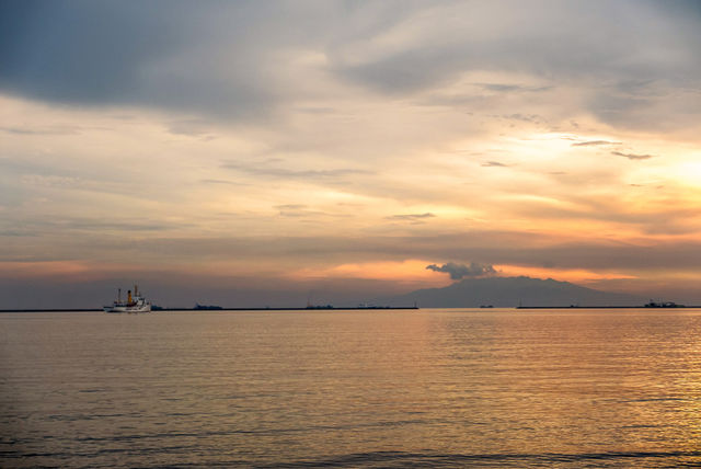 Sunset by the bay