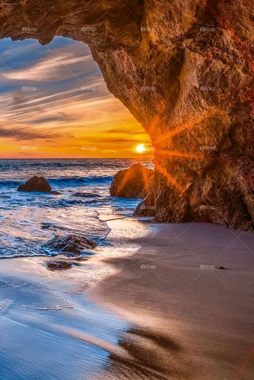 A very beautiful picture, and there is no better picture than it. There is no better picture of green herbs and colorful, red and white roses than it. Glory be to God, the natural and picturesque view, and there is no more