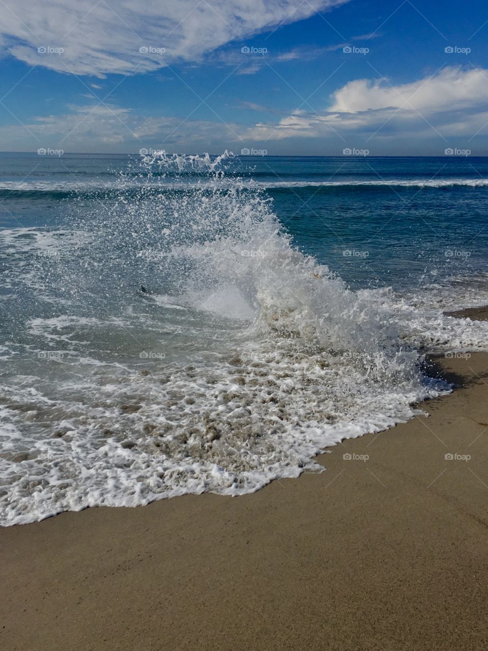 Dramatic Wave Spray