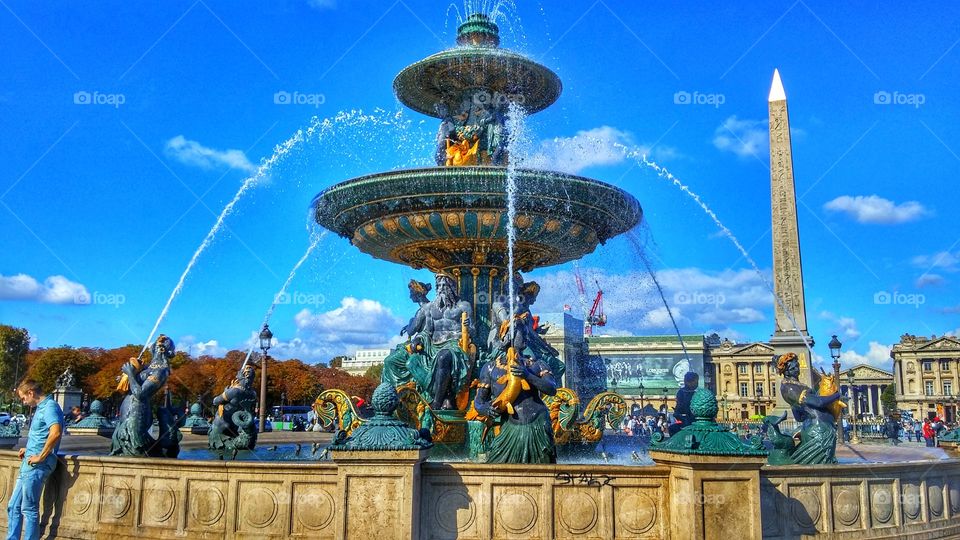 Fountain in Paris near Pont de la Concorde