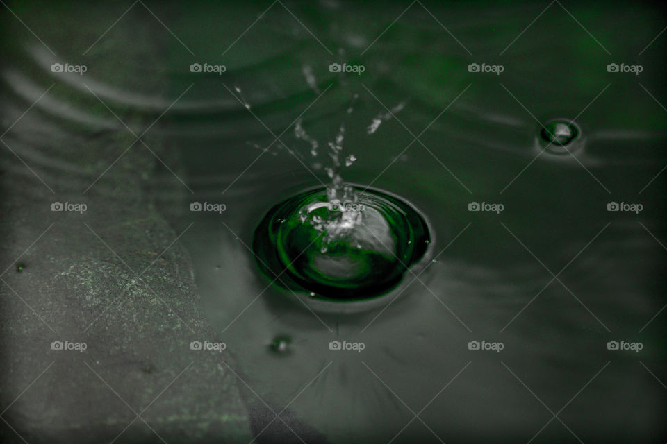 splashing water drop