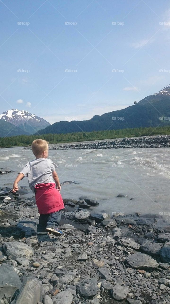 Alaskan river rock toss.