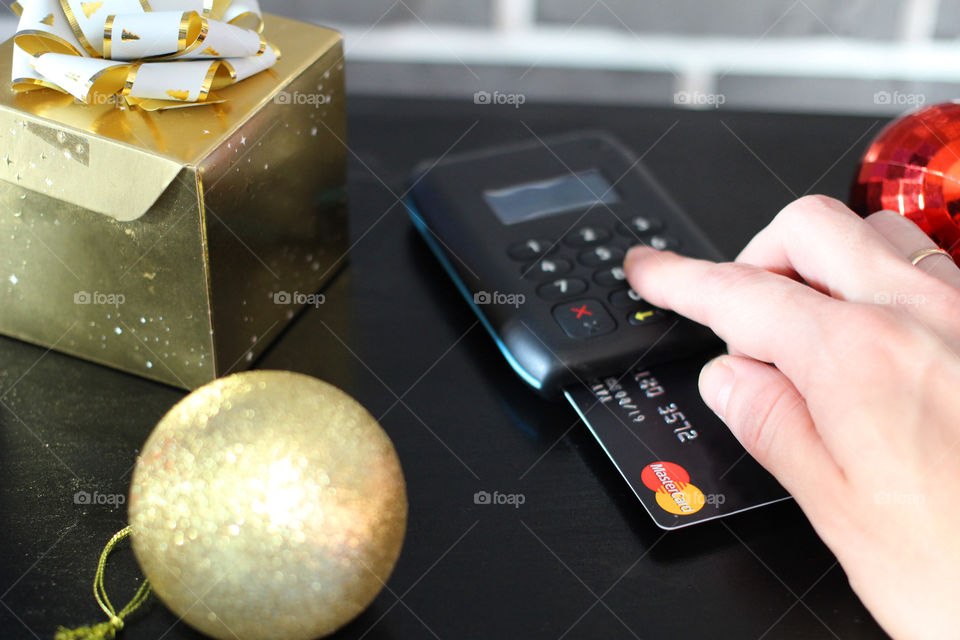 card, cash card, credit card, debit card, mastercard, master card, payments, transfers, payment, purchases, payment by card, payment through the terminal, mastercard for the new year, mastercard for Christmas, mastercard for the holidays, money