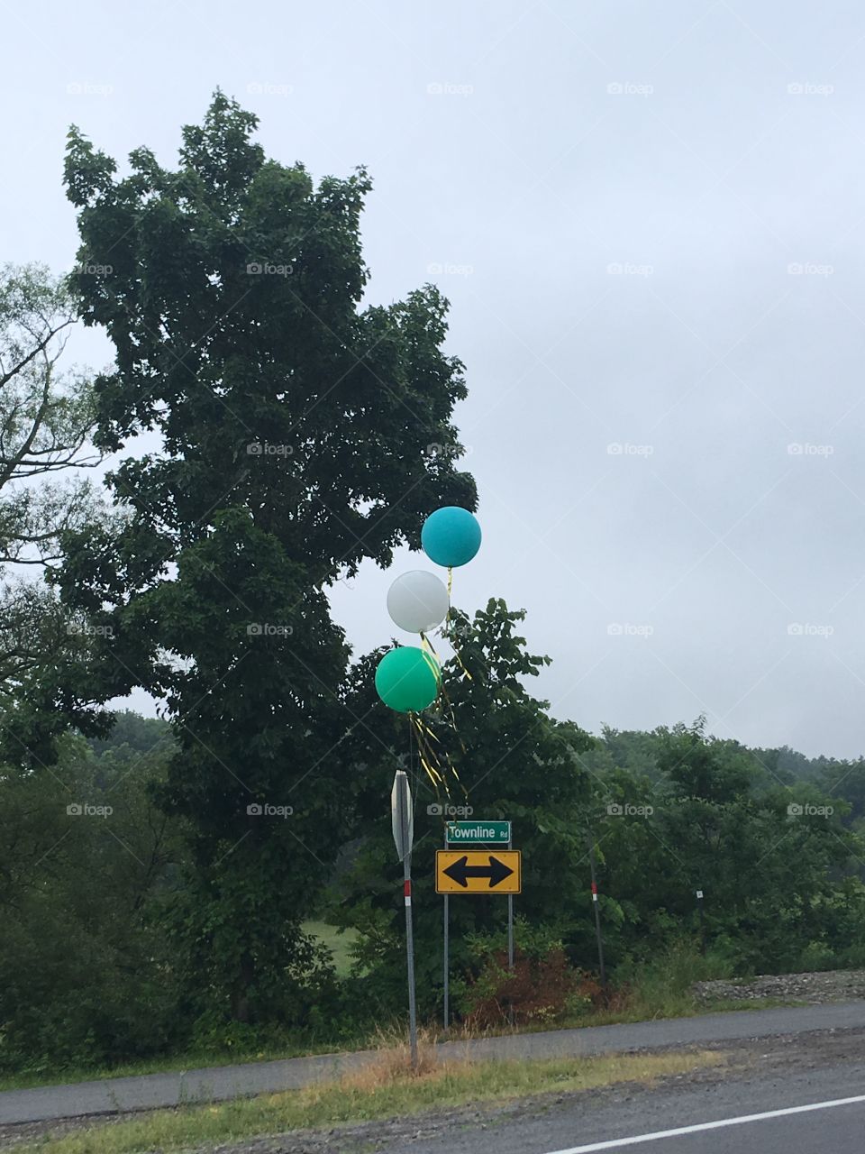 Balloons at a dead end 