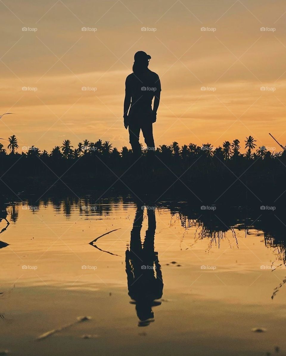 Silhouette and reflection 