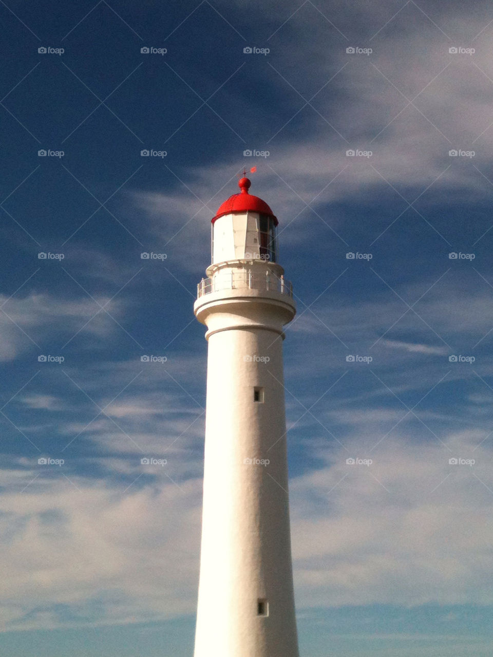 sky lighthouse australia by noknee