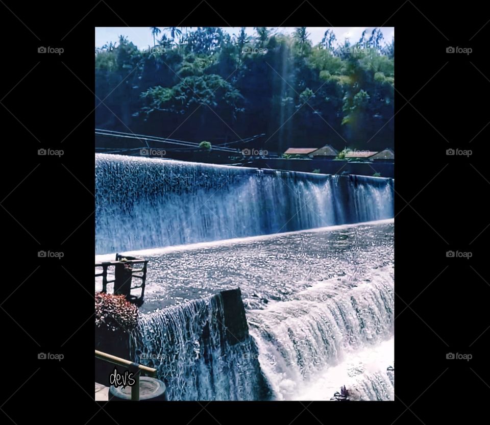 Let our way of life flow like water, keep following where the current takes you. keep calm your soul to be useful for others
Unda River, Klungkung, Bali