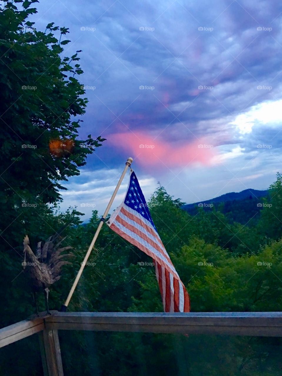 American flag 🇺🇸 