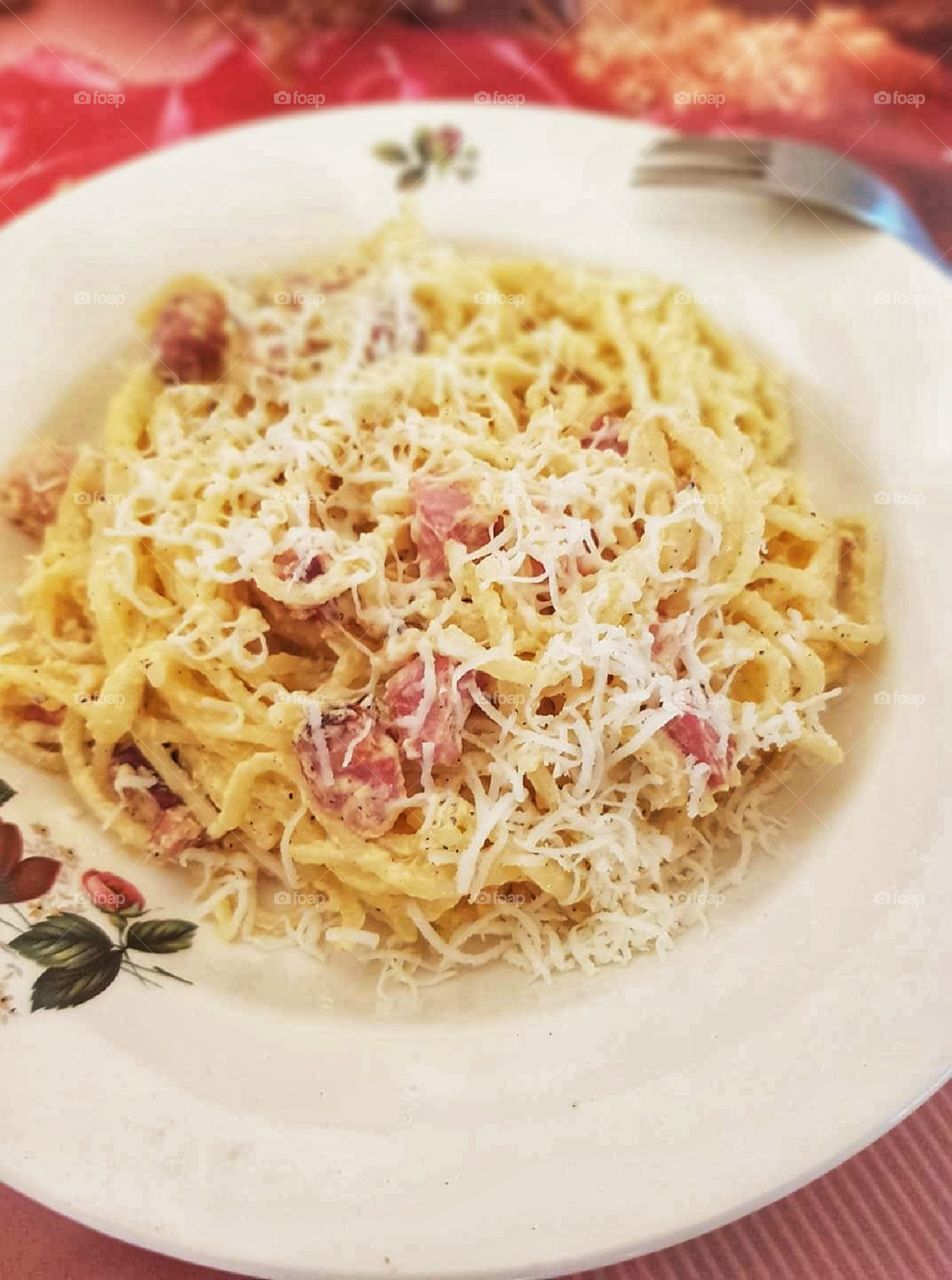 Spaghetti carbonara