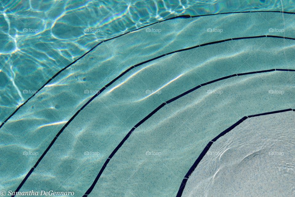 Pool ripples