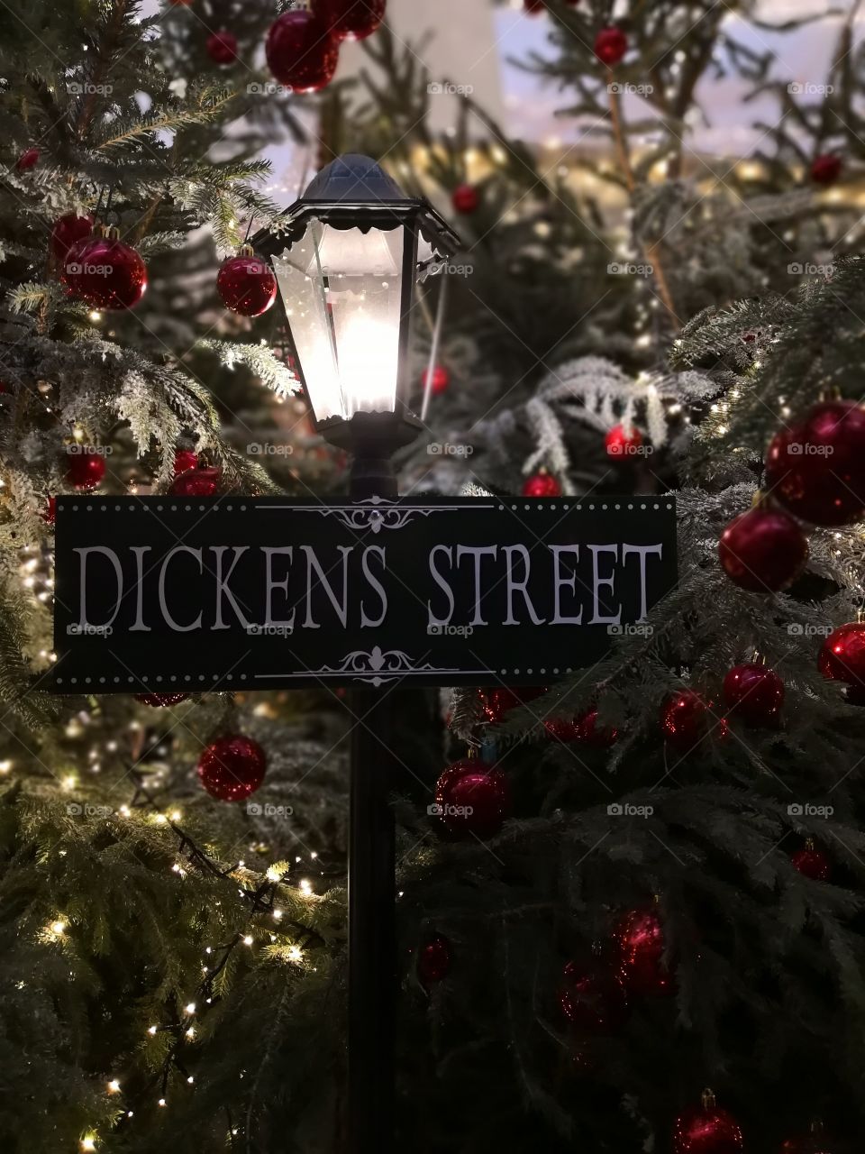 Dickens Street natalizio