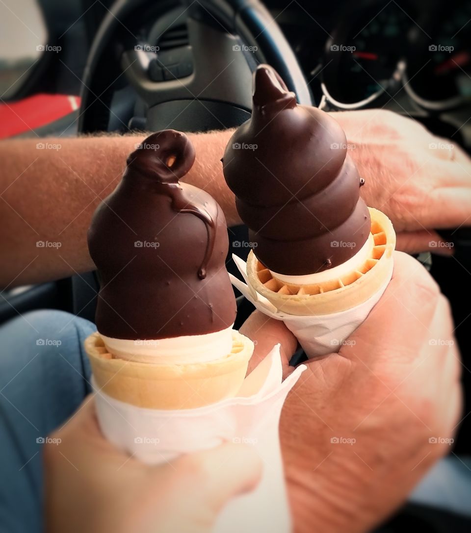 Chocolate Dipped Cones