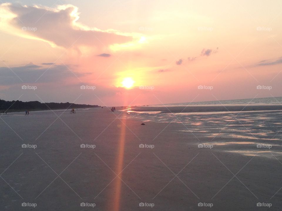 Sunrise on the beaches of Hilton Head Island