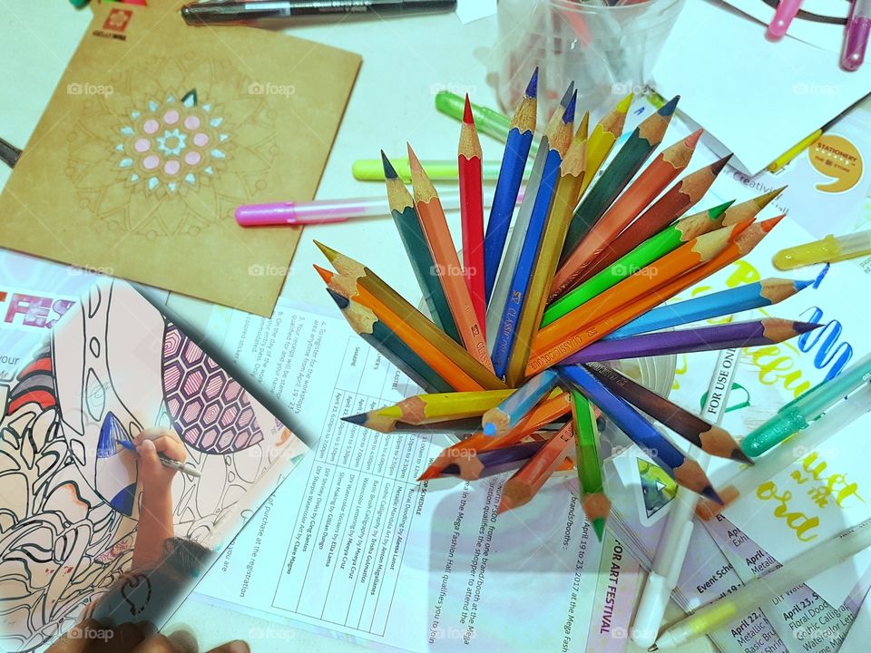 arts and crafts: color