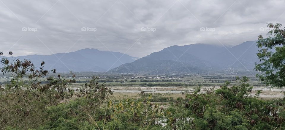 beautiful view of the mountains