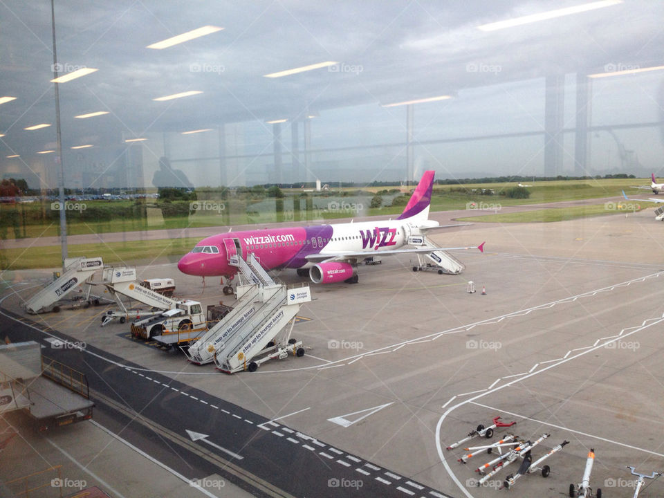 airplane airport luton wizzair by charlesneville