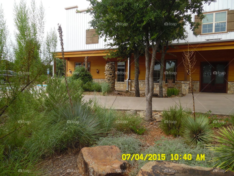 wildcatter ranch hotel 🏩. This is a picture of the hotel 🏩 where you can get a room while visiting the wildcatter ranch for a vacation