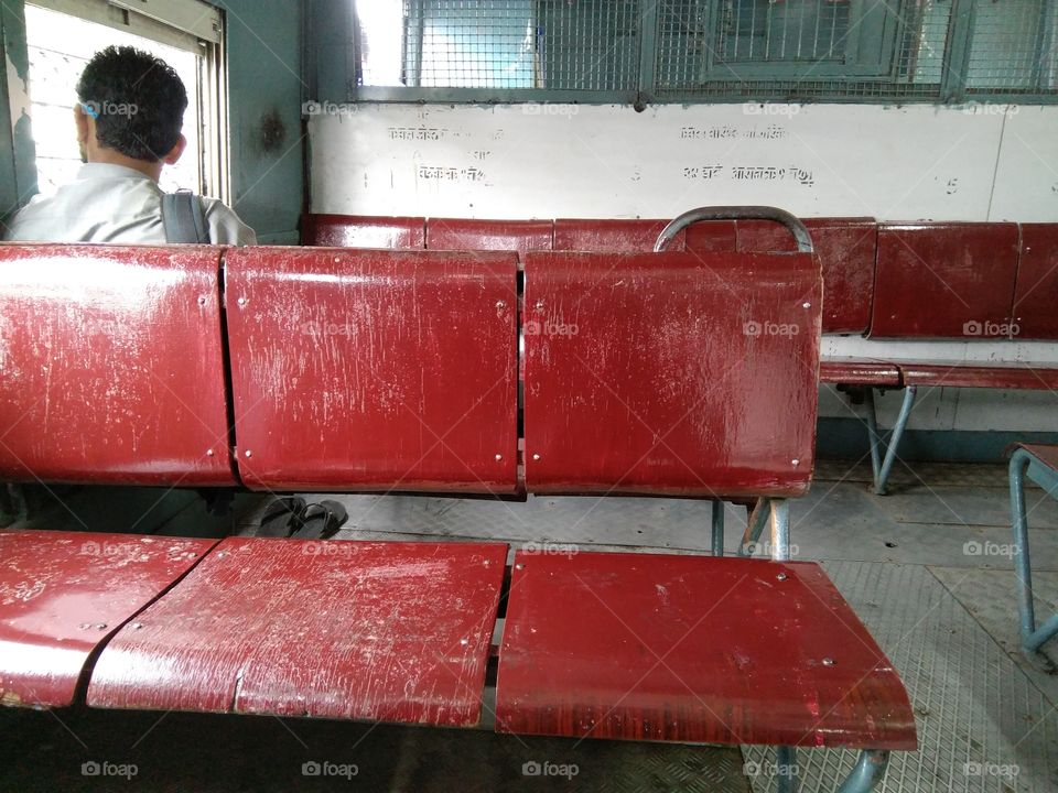 seats in local train Mumbai