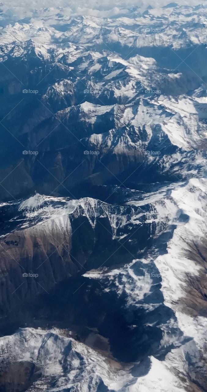 A flight over Alpes