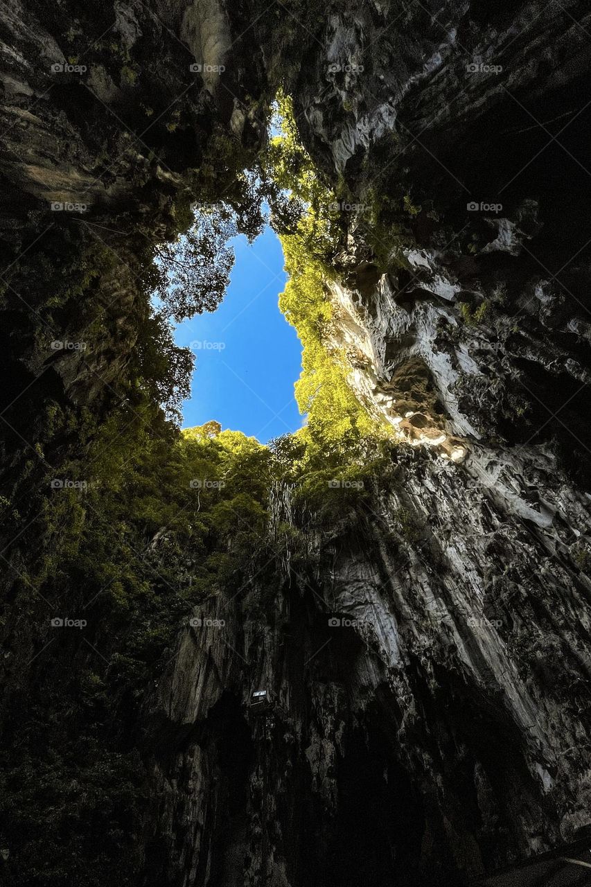 When exploring the caves then you look up to the sky🥰