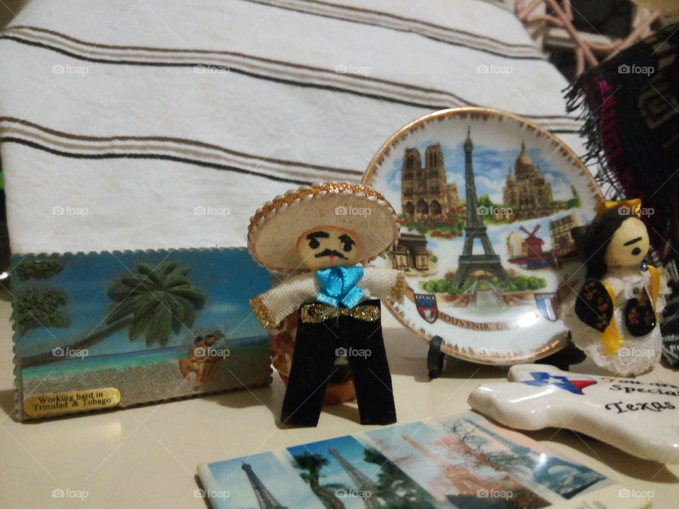 People, Painting, Exhibition, Wear, No Person