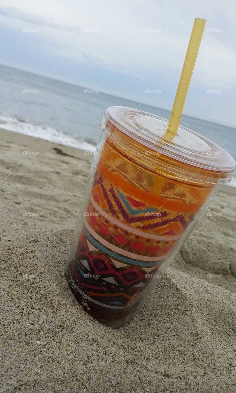 Summertime Madness. Enjoying the beach life in Malibu, California. Drinks and waves. This picture is a symbol of the feelings there. Free.