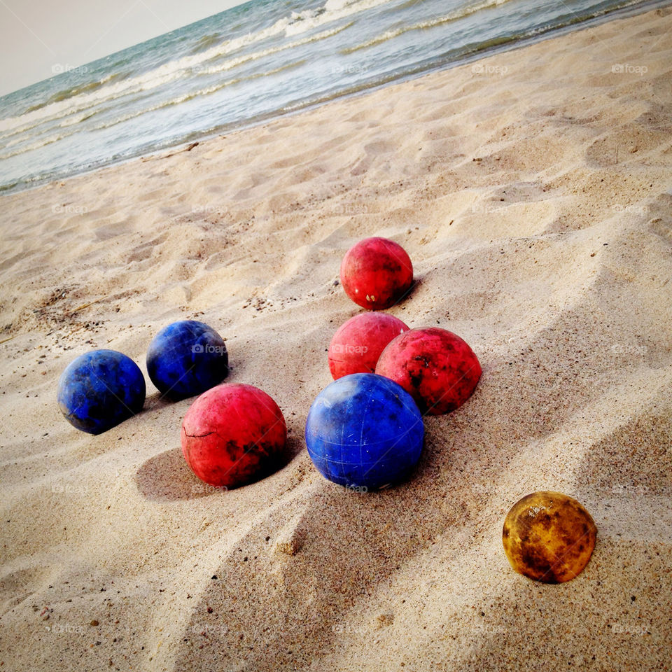 beach china water balls by detrichpix
