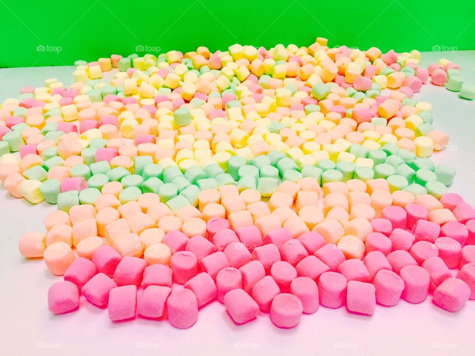 Rainbow Mini Marshmellows