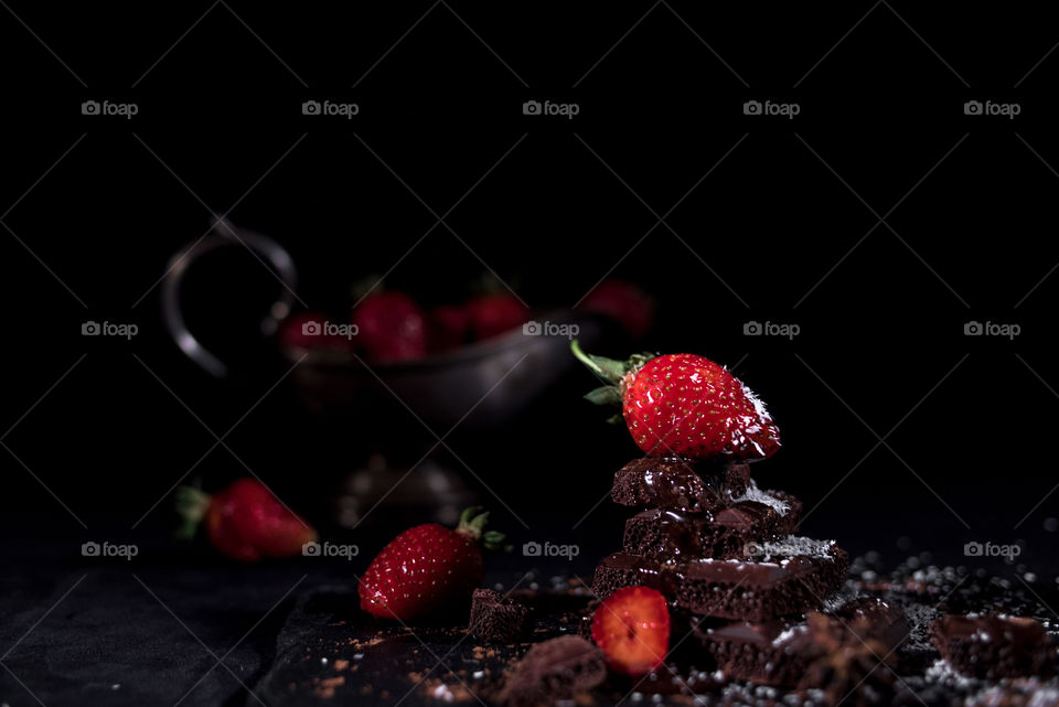 Chocolate pyramid with strawberry