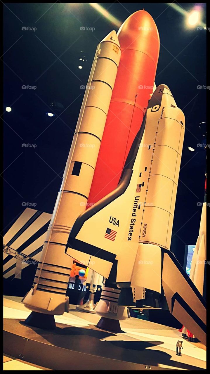 Shuttle model at Space Center