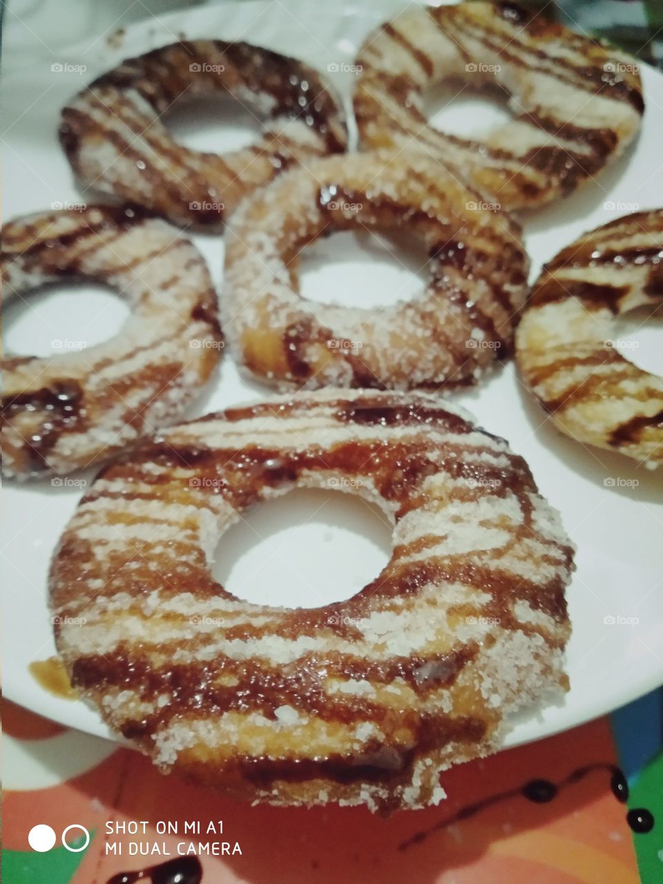 Have some yummy donuts😋