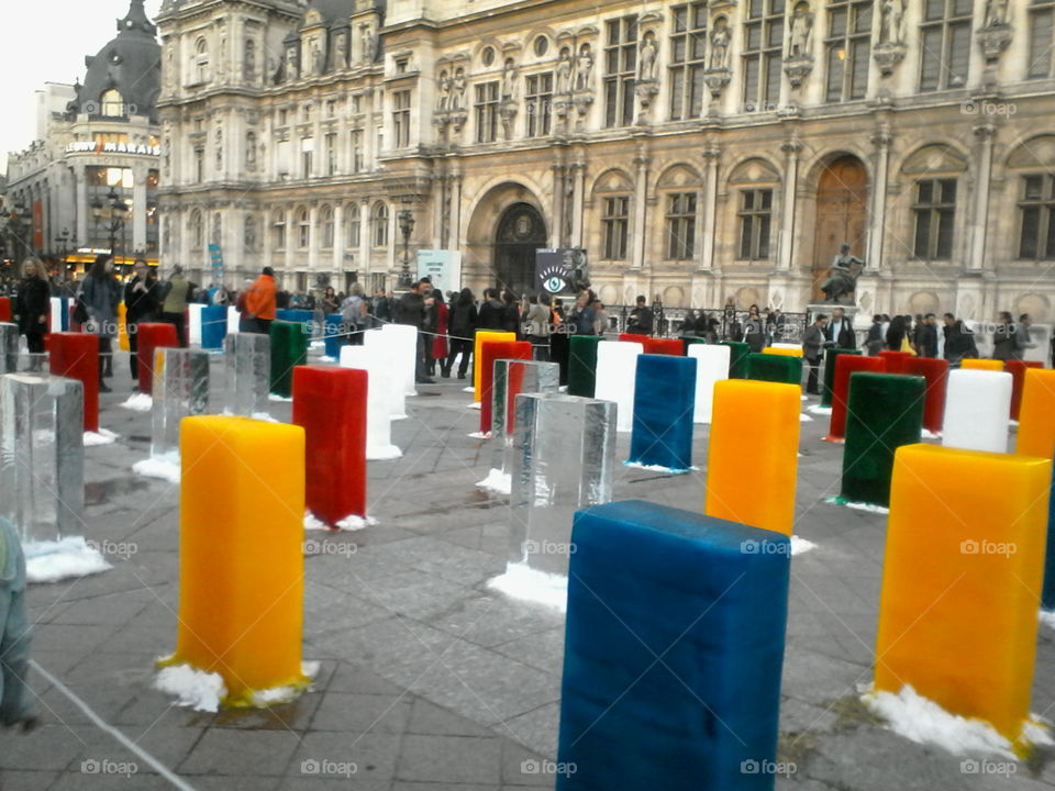 Ice Monument by Zhenchen Liu. An ice sculpture at Hotel de Ville, Paris for La Nuit Blanche 2015. Each block represents a country. Climate change.