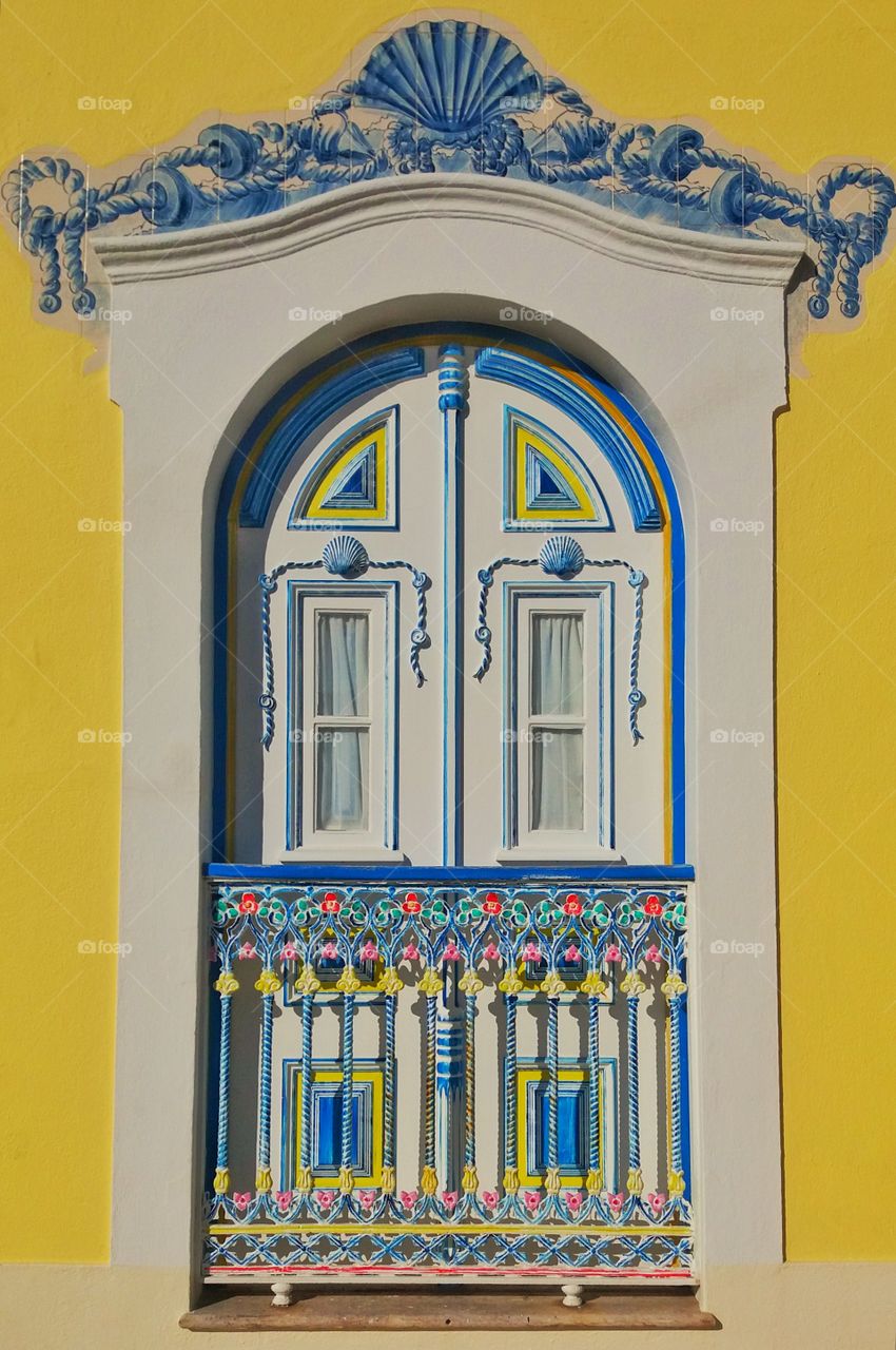 Colorful window @ Ericeira, Portugal