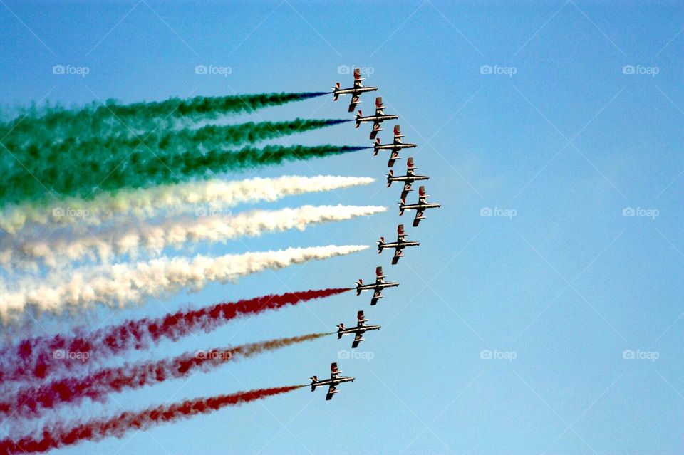 Frecce tricolori: Italian air force aerobatic display team