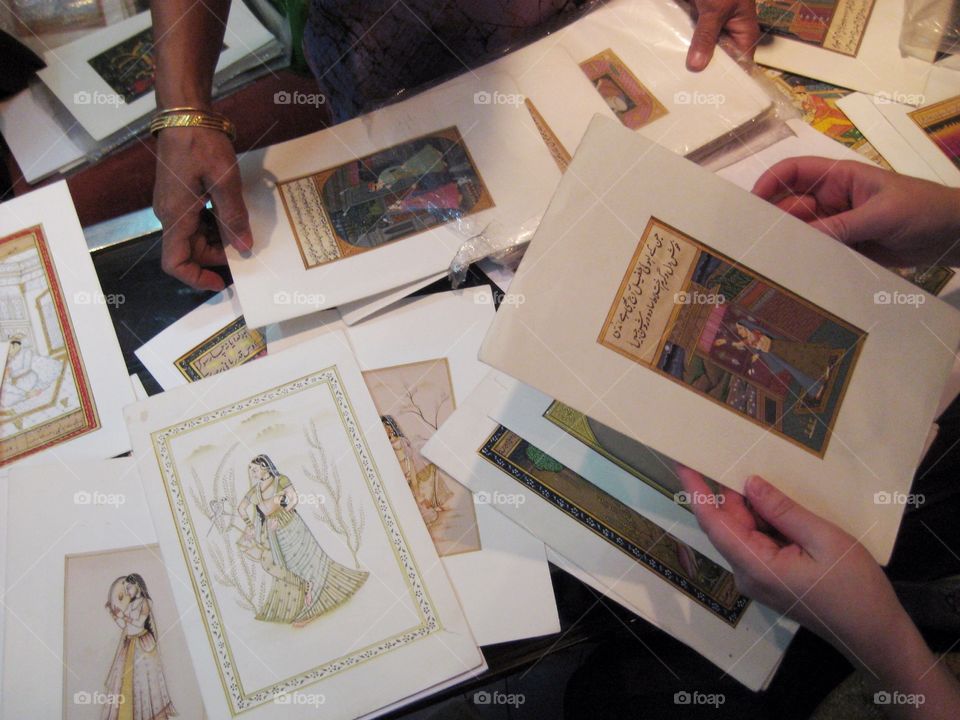 Travels in India. Selecting Souvenir Painting in the Style of India's Miniature Illustrations of the Mughal Tradition