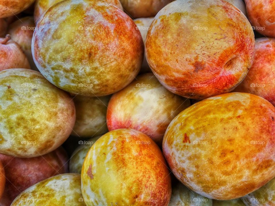 Fresh Pluots