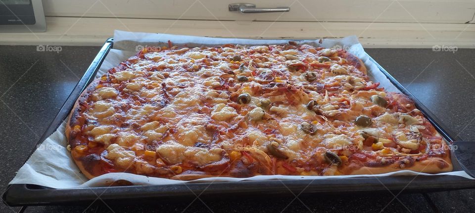 Homemade Pizza 🍕 😋