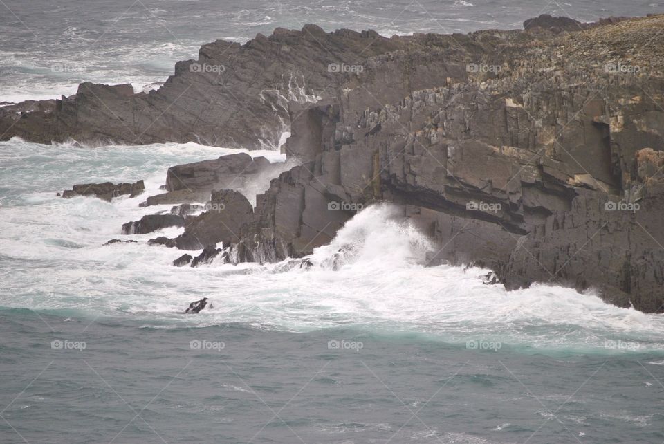 Surf on rocks