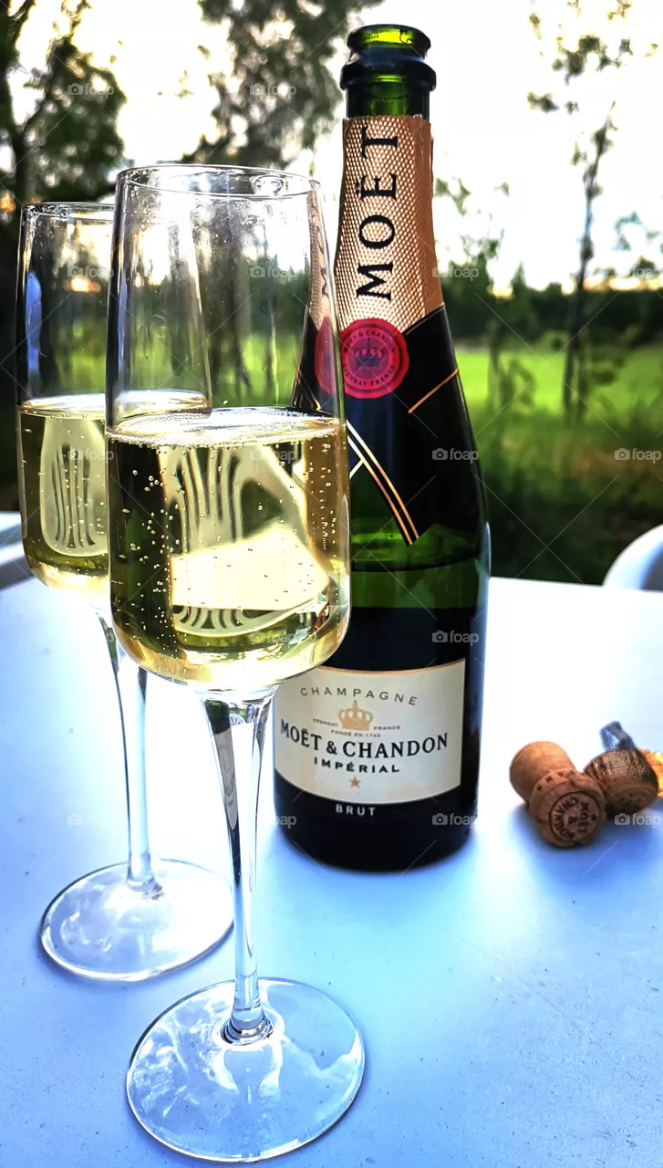 Moet
