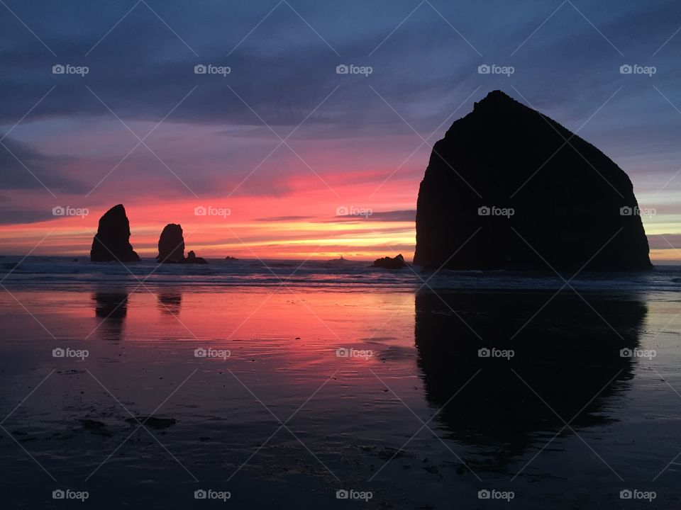 Haystack Rock in Cannon Beach, OR