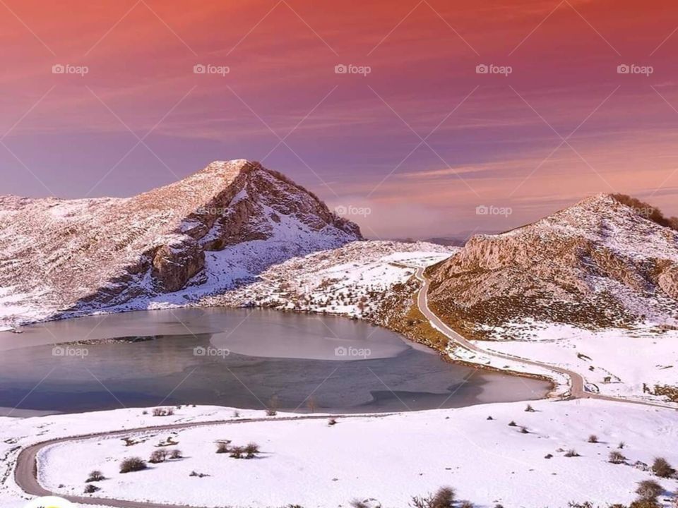 Beautiful snowy enol lake background