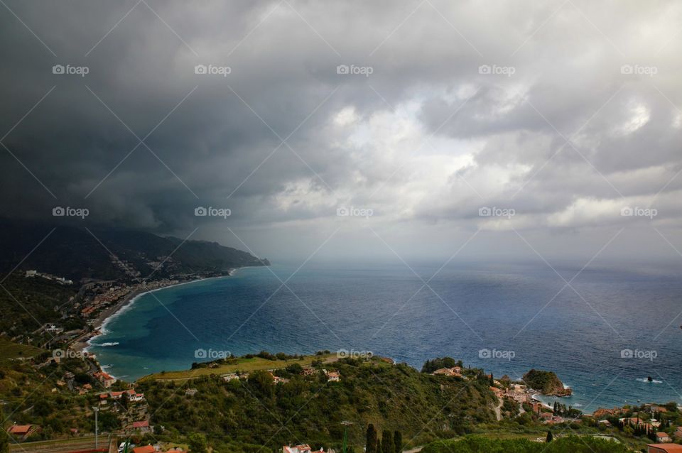  italiano

"Only the restless know how difficult it is to survive the storm and not be able to live without it." (Emily Bronte) 

Panorama from Taormina