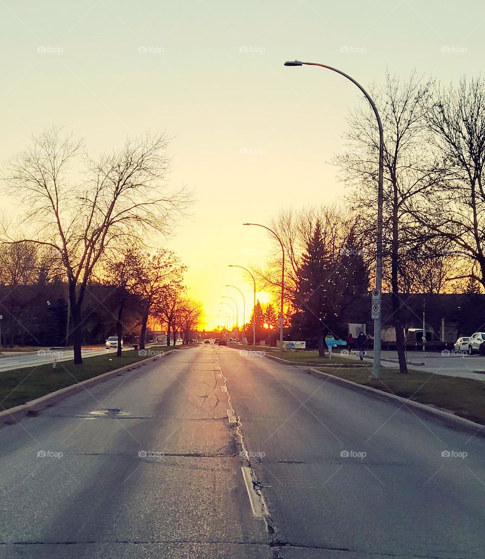 lonely streets with no more snow