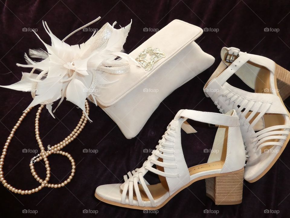 Wedding accessories 