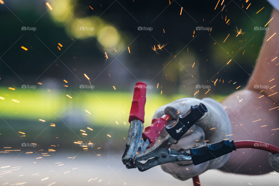 Car battery ignition sparks