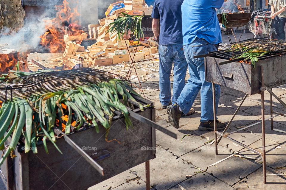 Street "calçotada"