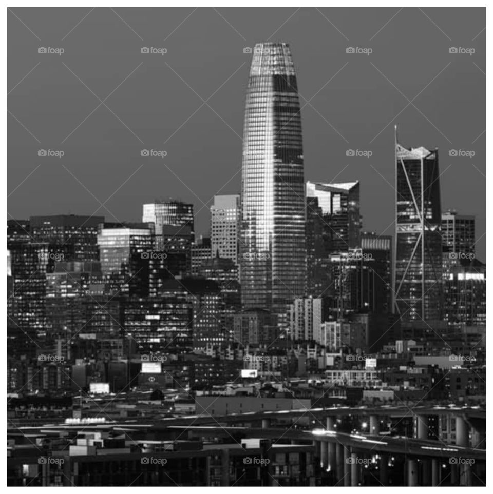 SalesForce Tower towering over San Francisco Skyline.